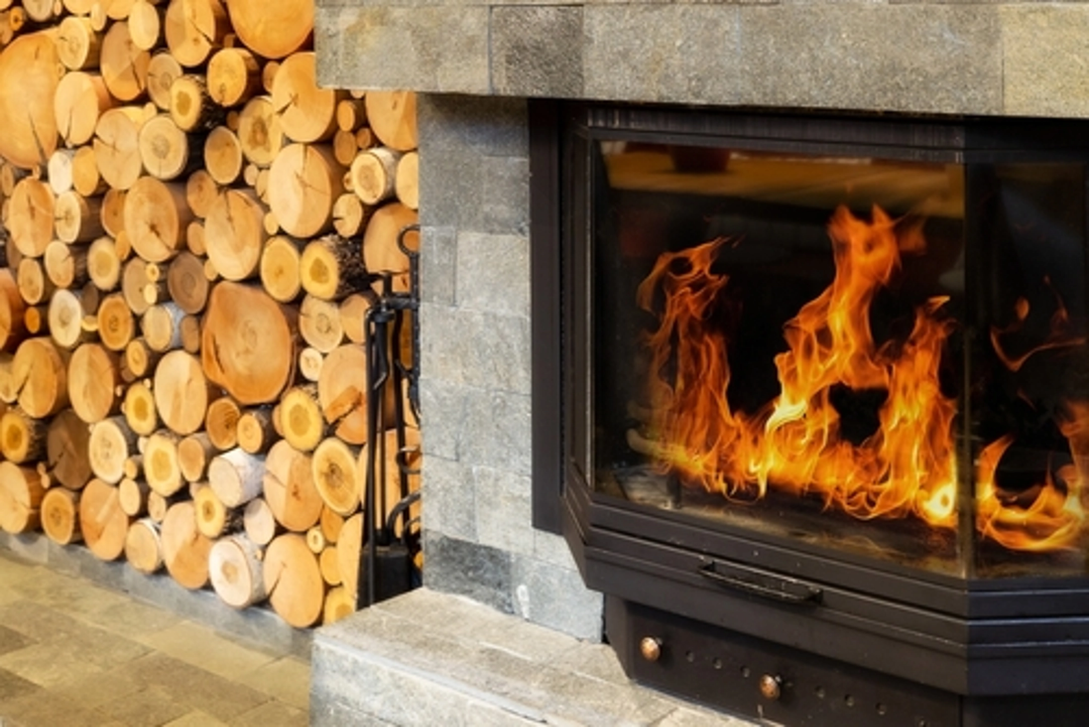 Fireplaces and gas stoves are common, and unfortunately, fires are, too. So, what are the types of gas fires, and how can you clean if one gets out of hand? SERVPRO® details steps and the fire cleanup restoration process.