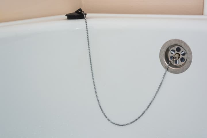 4 Reasons Why Water is Backing up into the Bathtub